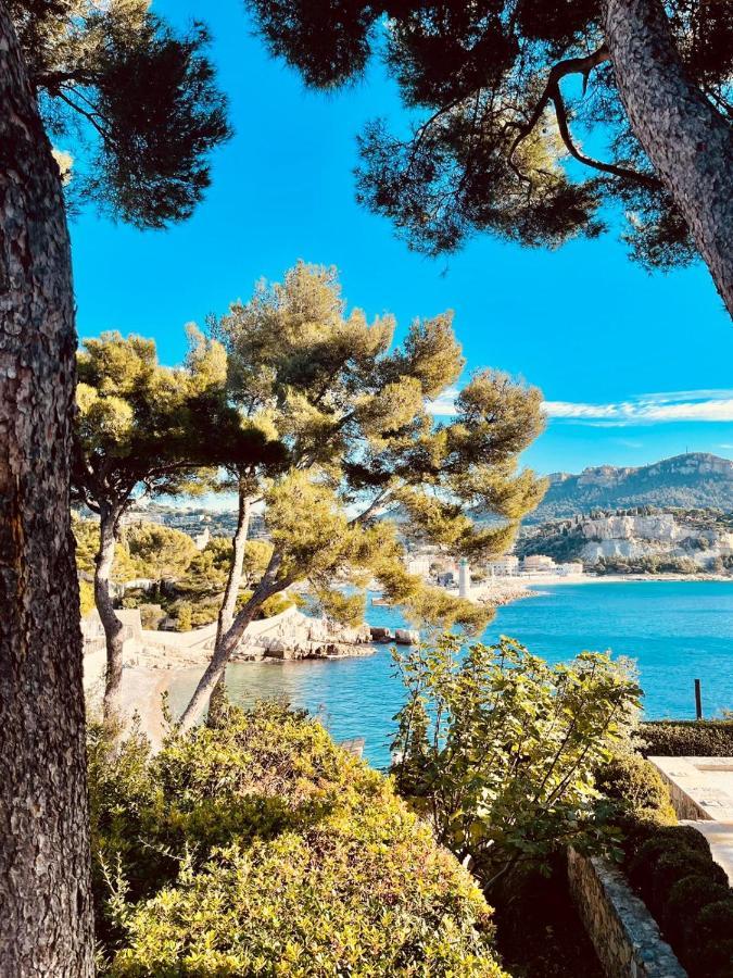 Au Bord De L'Eau Studio Climatise Avec Terrasse Et Vue Mer A 40M De La Plage Cassis Exterior photo