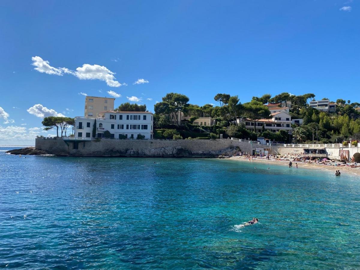 Au Bord De L'Eau Studio Climatise Avec Terrasse Et Vue Mer A 40M De La Plage Cassis Exterior photo